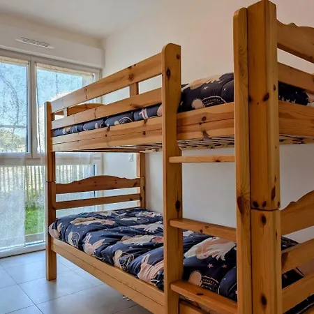 Bel Appartement, Jardin Et Terrasse , A 800 Metres Du Port De Lägenhet *