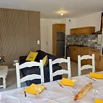 아파트 Bel Appartement, Jardin Et Terrasse , A 800 Metres Du Port De 포르닉