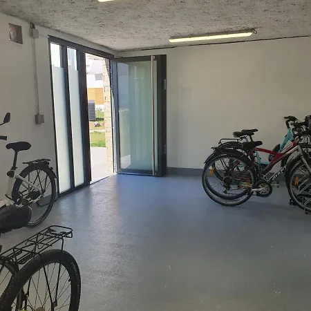 Bel Appartement, Jardin Et Terrasse , A 800 Metres Du Port De Lejlighed