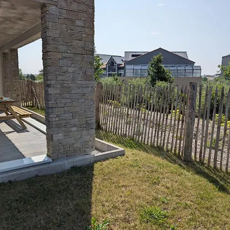 Bel Appartement, Jardin Et Terrasse , A 800 Metres Du Port De Apartment Pornic