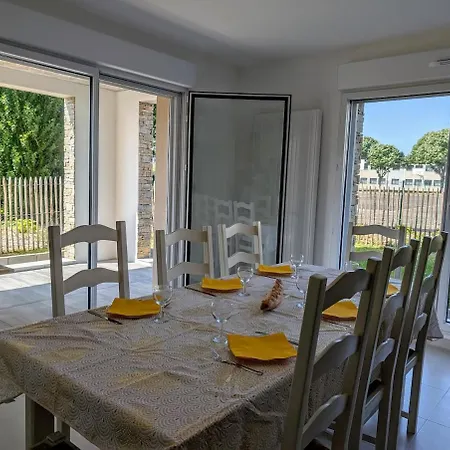 Apartment Bel Appartement, Jardin Et Terrasse , A 800 Metres Du Port De *