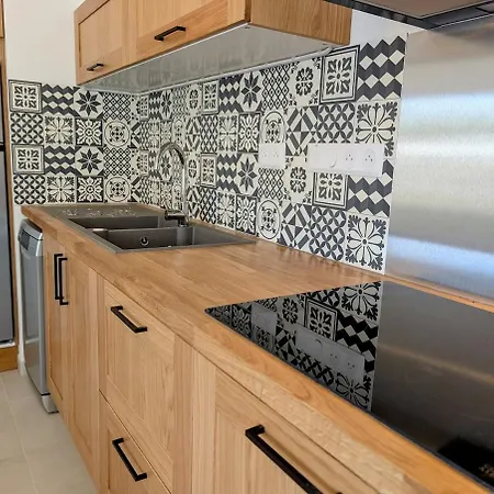 Bel Appartement, Jardin Et Terrasse , à 800 Mètres Du Port De Appartamento Pornic