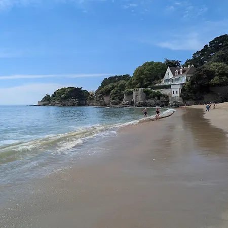 Bel Appartement, Jardin Et Terrasse , à 800 Mètres Du Port De Appartamento