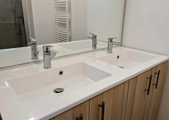 Bel Appartement, Jardin Et Terrasse , A 800 Metres Du Port De Lejlighed *